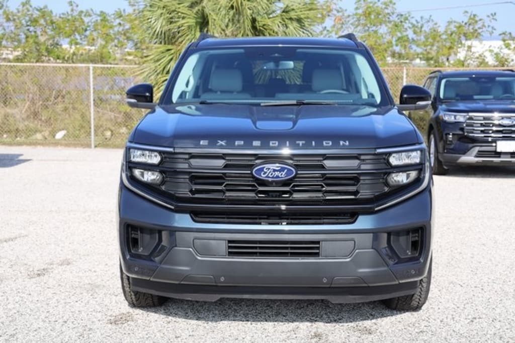 New 2025 Ford Expedition Max Active SUV
