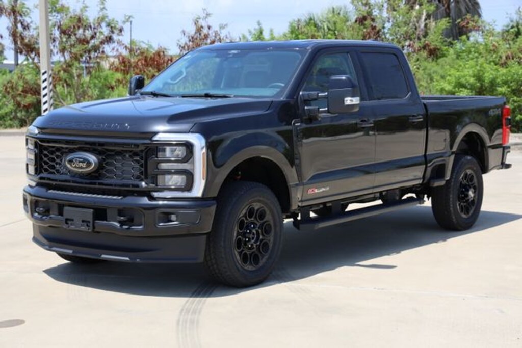 New 2026 Ford F-250 Lariat Truck Crew Cab
