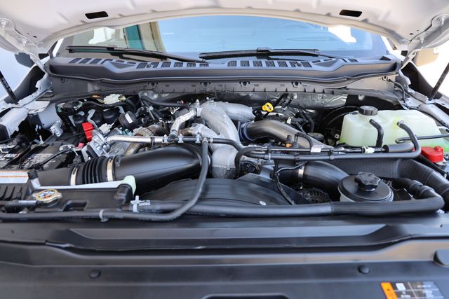 2026 Ford F-250 Super Duty Platinum - Photo 10
