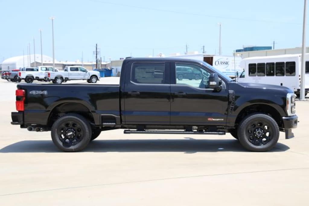 New 2026 Ford F-250 Lariat Truck Crew Cab