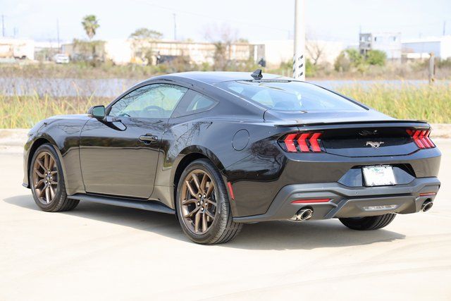 2026 Ford Mustang EcoBoost Premium Fastback - Photo 6