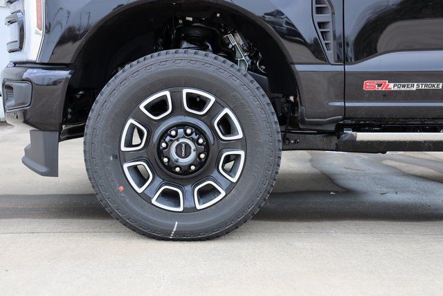 2026 Ford F-250 Super Duty Platinum - Photo 9