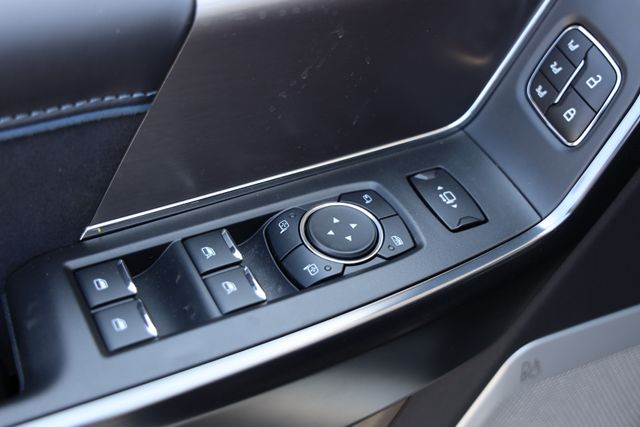 2026 Ford F-250 Super Duty Platinum - Photo 15