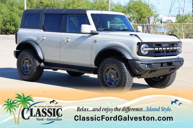 2025 Ford Bronco SUV 