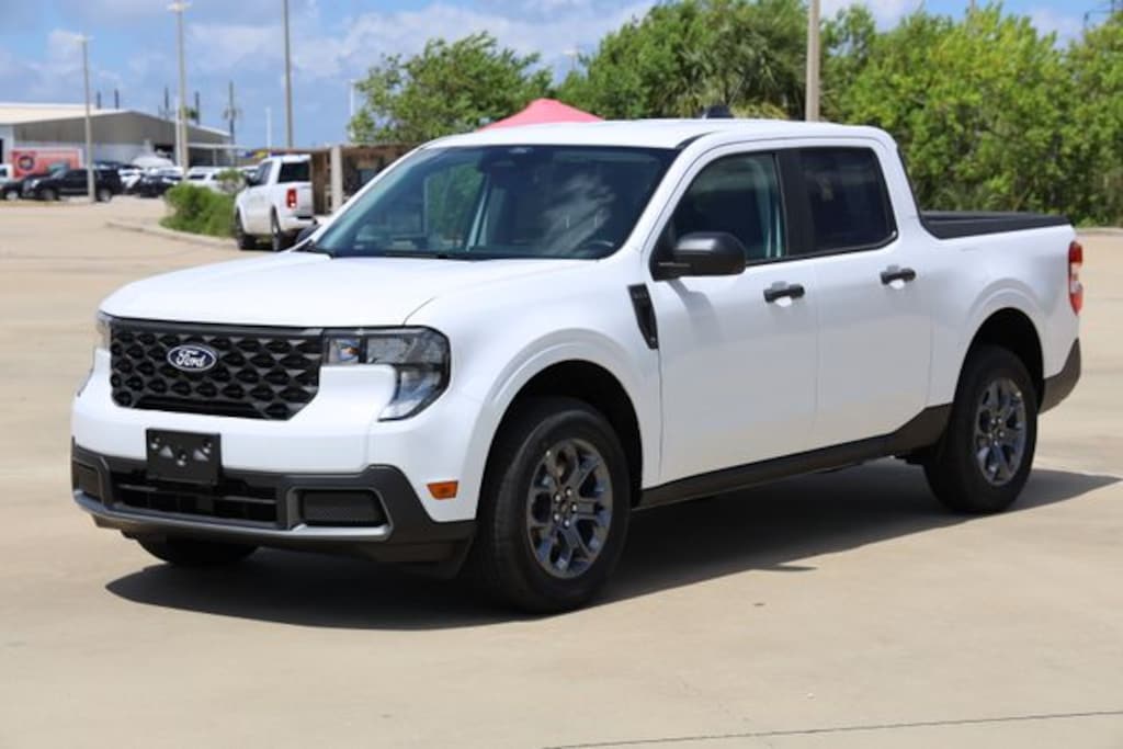 New 2026 Ford Maverick XLT Truck SuperCrew