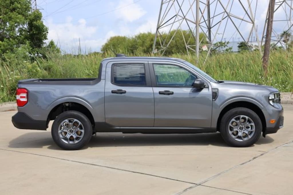 New 2026 Ford Maverick XLT Truck SuperCrew