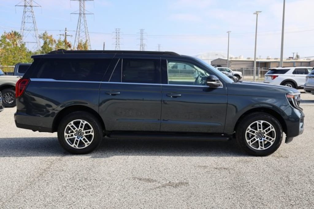 New 2025 Ford Expedition Max Active SUV