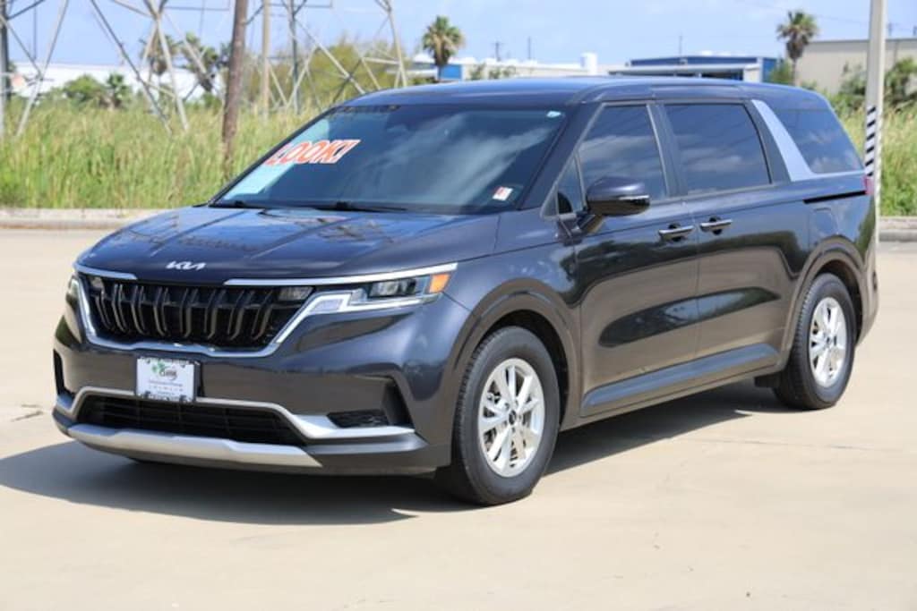 Used 2023 Kia Carnival LX Seat Package Minivan/Van