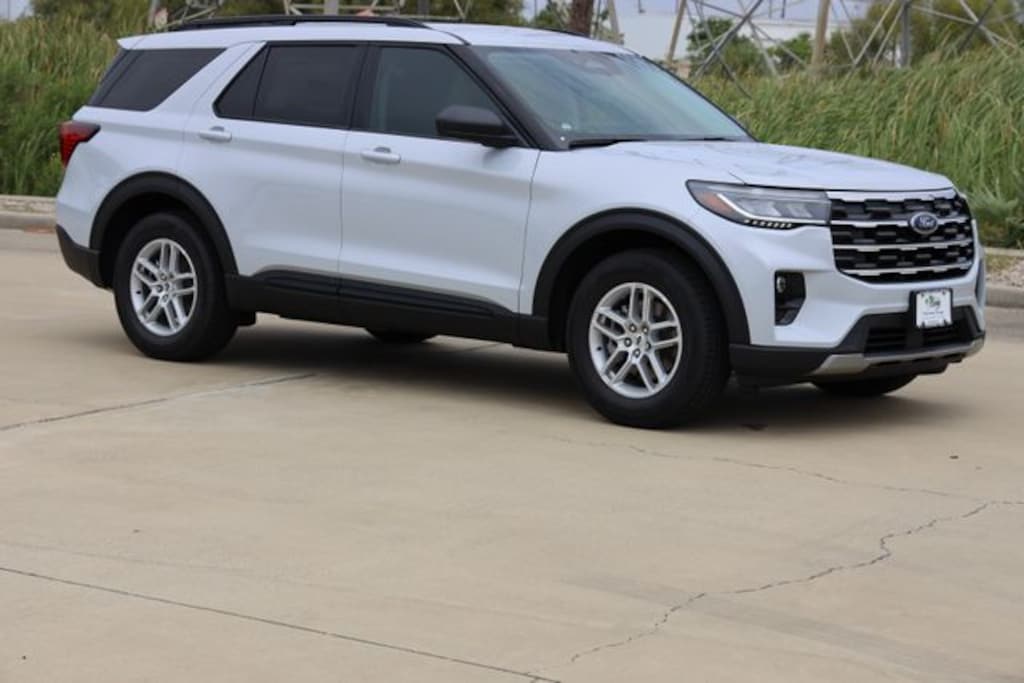 New 2026 Ford Explorer Active SUV