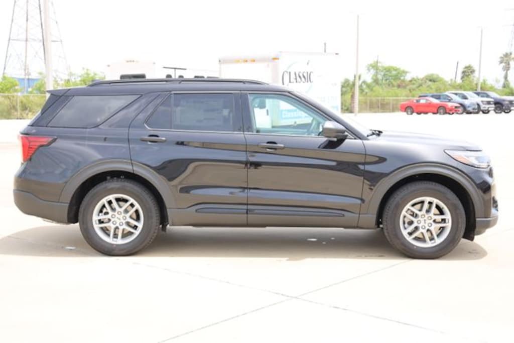 New 2026 Ford Explorer Active SUV