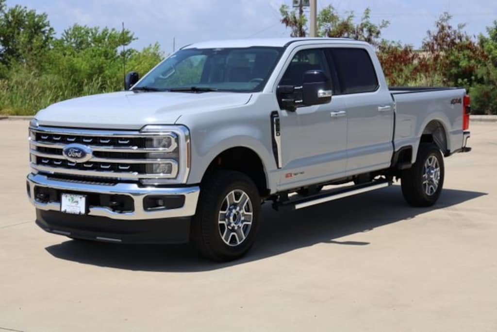 New 2026 Ford F-250 Lariat Truck Crew Cab