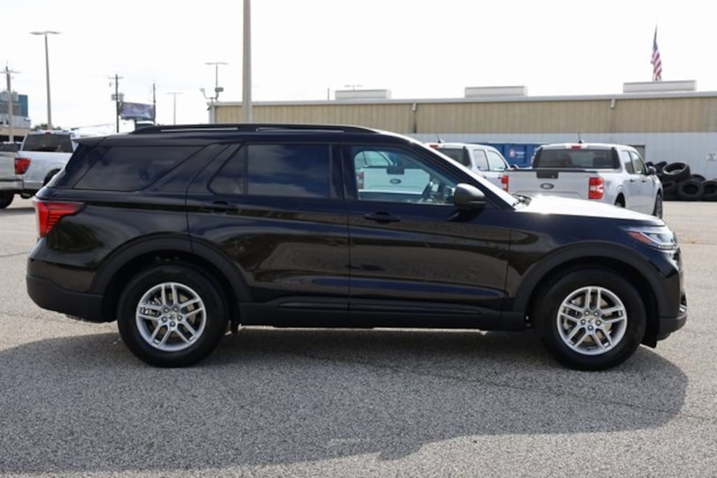 New 2026 Ford Explorer Active SUV