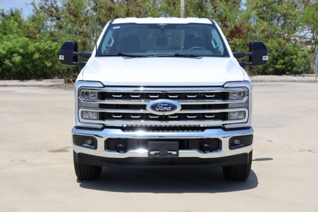 New 2026 Ford F-350 Lariat Truck Crew Cab