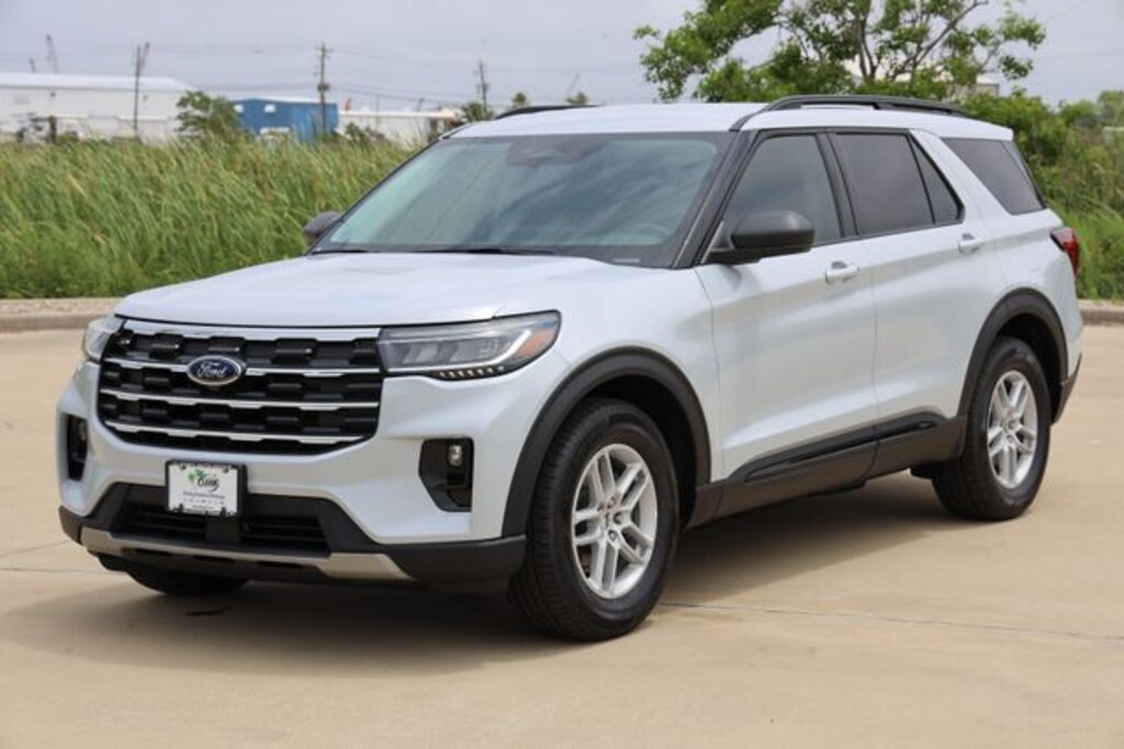New 2026 Ford Explorer Active SUV