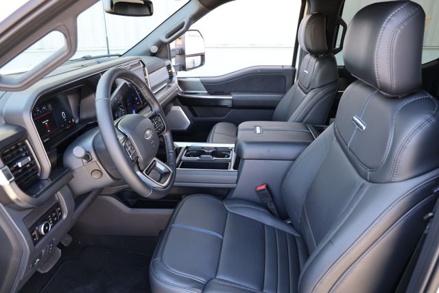 2026 Ford F-250 Super Duty Platinum - Photo 12