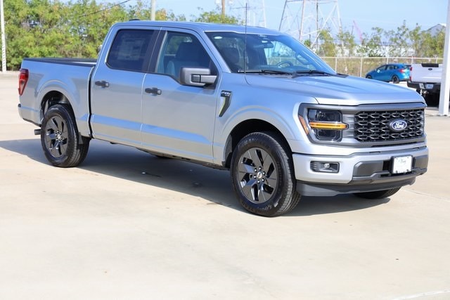 2025 Ford F-150 STX's photo