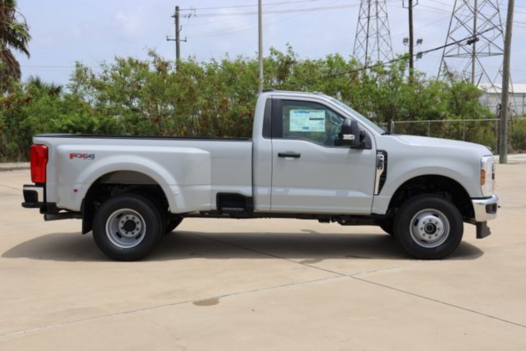 New 2026 Ford F-350 XLT Truck Regular Cab