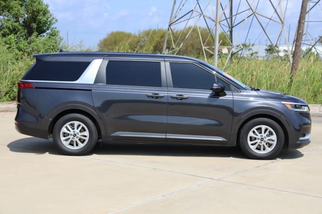 Used 2023 Kia Carnival LX Seat Package Minivan/Van