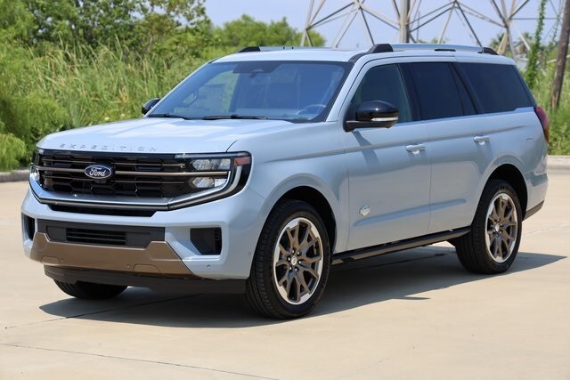 2025 Ford Expedition King Ranch photo 3