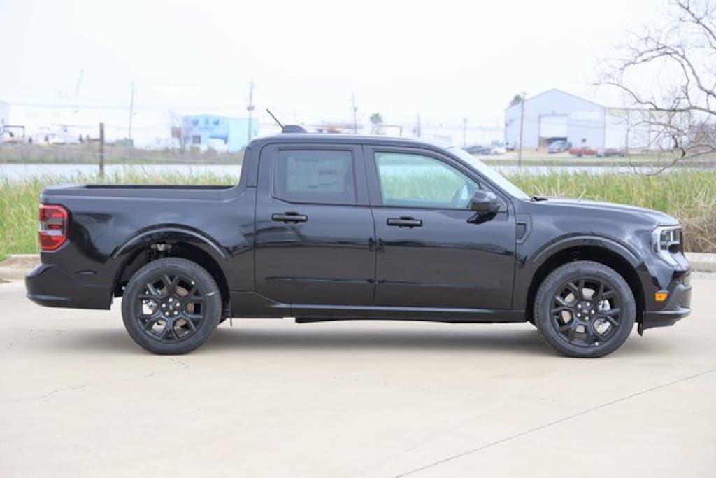 New 2026 Ford Maverick Lobo High Truck SuperCrew