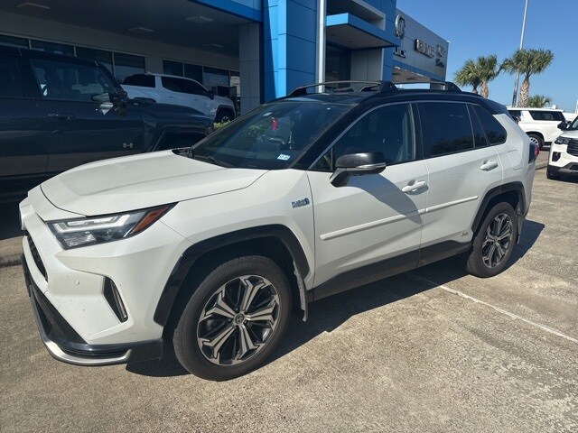 2023 Toyota RAV4 Prime XSE Premium photo 3