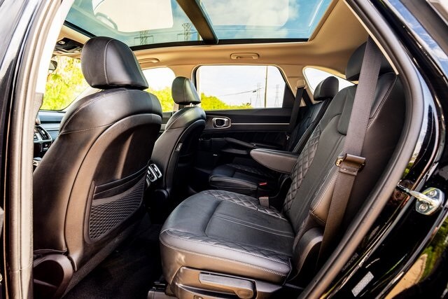 2022 Kia Sorento SX Prestige photo 4