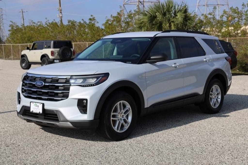 New 2026 Ford Explorer Active SUV