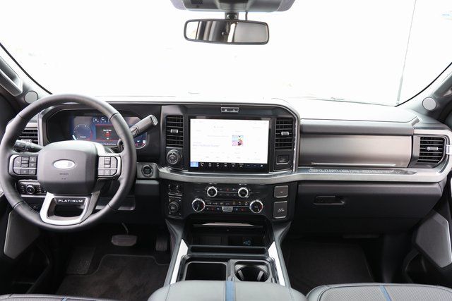 2026 Ford F-250 Super Duty Platinum - Photo 11