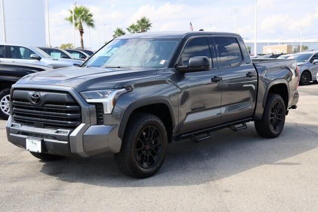 2023 Toyota Tundra SR5 photo 3