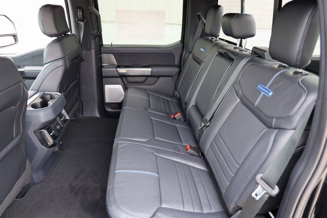 2026 Ford F-250 Super Duty Platinum - Photo 12