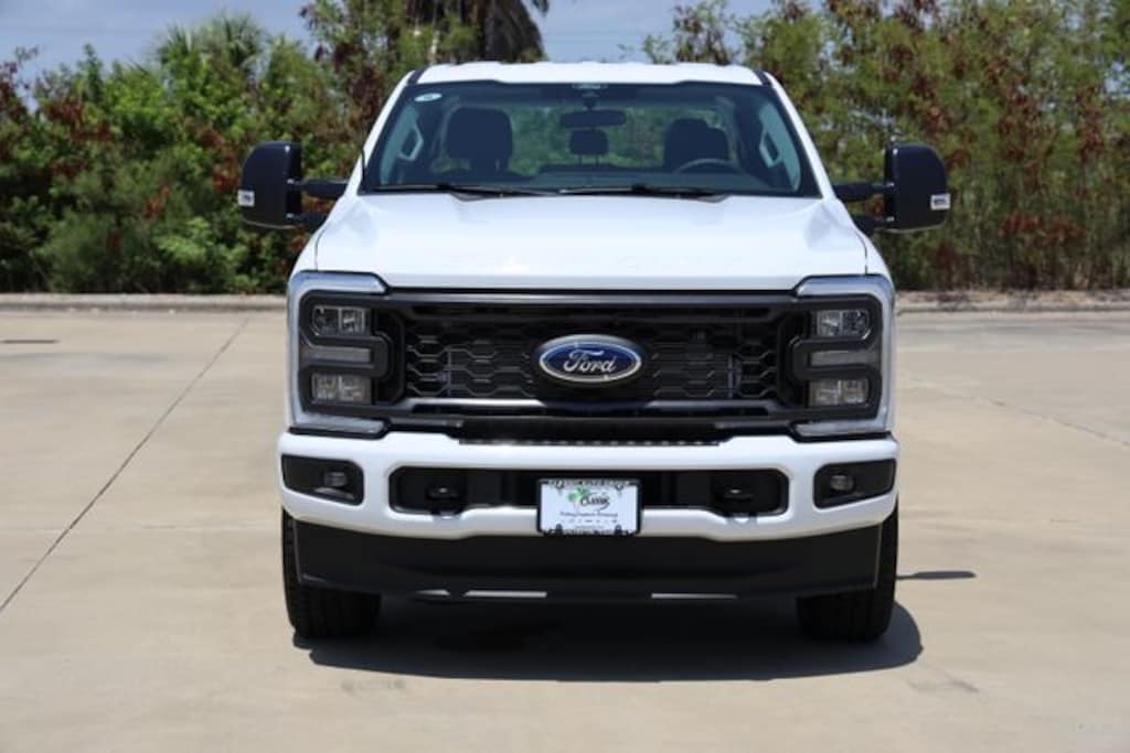 New 2026 Ford F-350 XL Truck Crew Cab