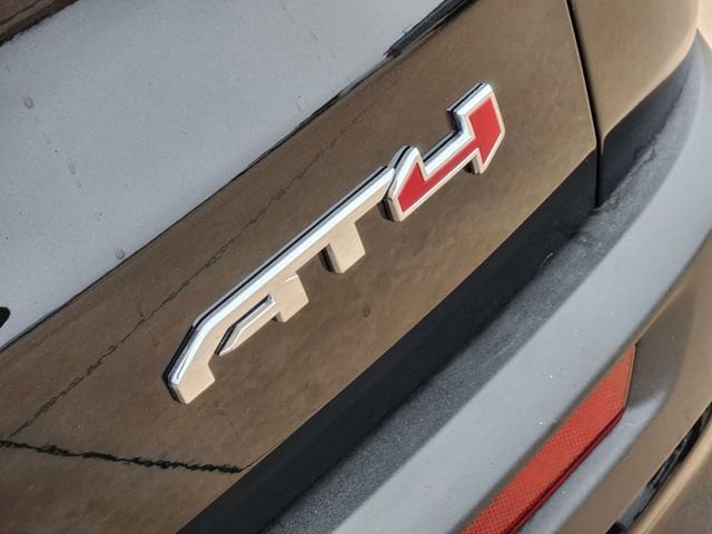 2026 GMC Acadia AT4 - Photo 10