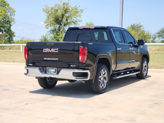 2026 GMC Sierra 1500 SLT - Photo 6