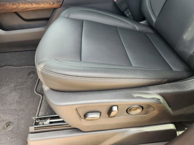 2026 GMC Sierra 1500 SLT - Photo 18