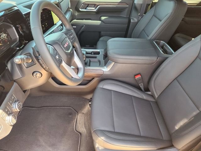 2026 GMC Sierra 1500 SLT - Photo 11