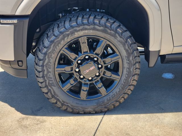 2026 GMC Sierra 2500HD AT4 - Photo 10