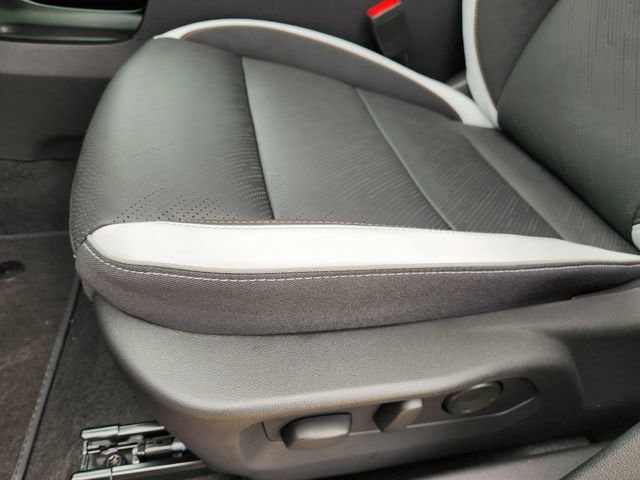 2026 Buick Envision Sport Touring - Photo 18
