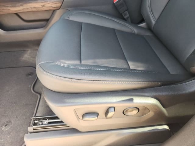 2026 GMC Sierra 1500 SLT - Photo 18