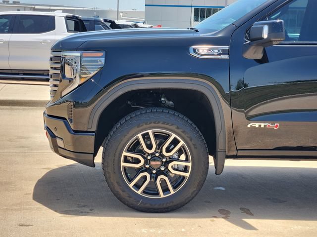 2026 GMC Sierra 1500 AT4 - Photo 9