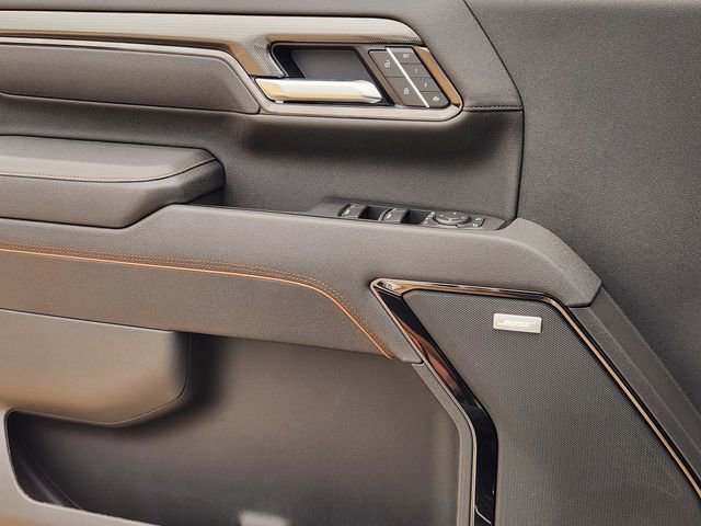 2026 GMC Sierra 2500HD AT4 - Photo 17
