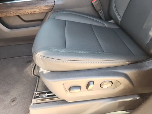 2026 GMC Sierra 1500 SLT - Photo 18