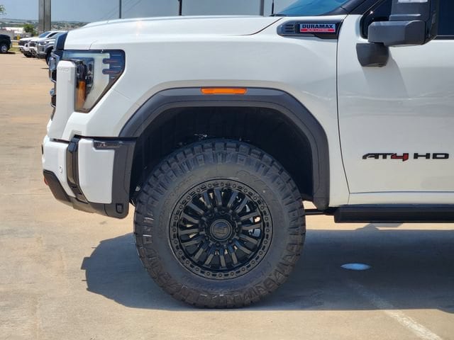 2026 GMC Sierra 2500HD AT4 - Photo 9