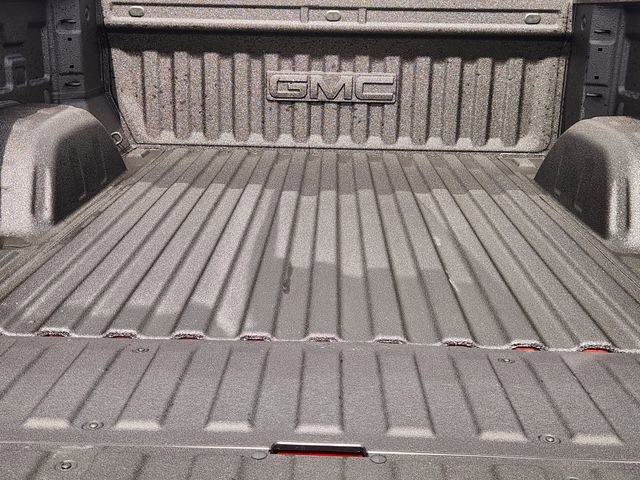 2026 GMC Sierra 1500 AT4X - Photo 22