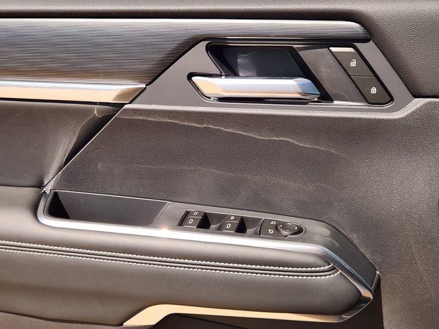 2026 GMC Acadia Elevation - Photo 17