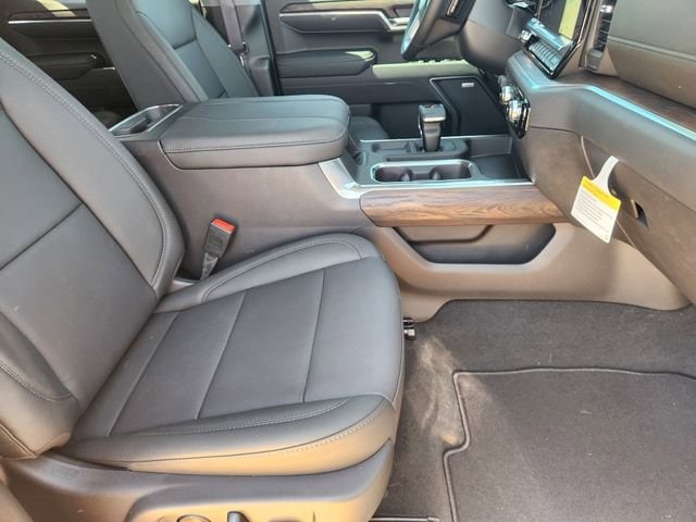 2026 GMC Sierra 1500 SLT - Photo 12