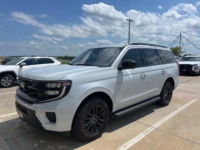 2025 Ford Expedition Active 4x4's photo