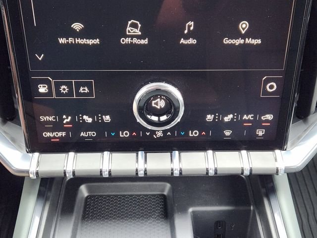 2026 GMC Acadia AT4 - Photo 17