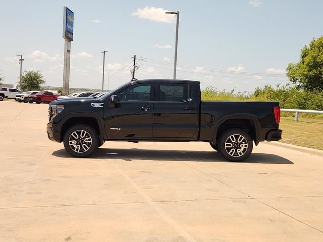 2026 GMC Sierra 1500 AT4 - Photo 5