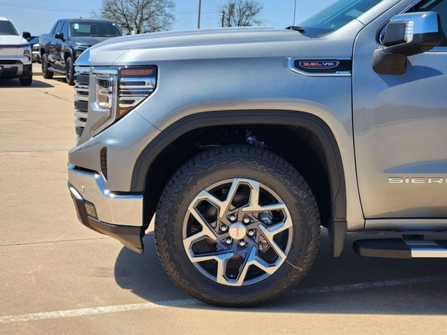 2026 GMC Sierra 1500 SLT - Photo 9