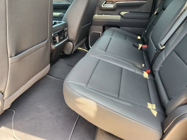 2026 GMC Sierra 1500 SLT - Photo 18